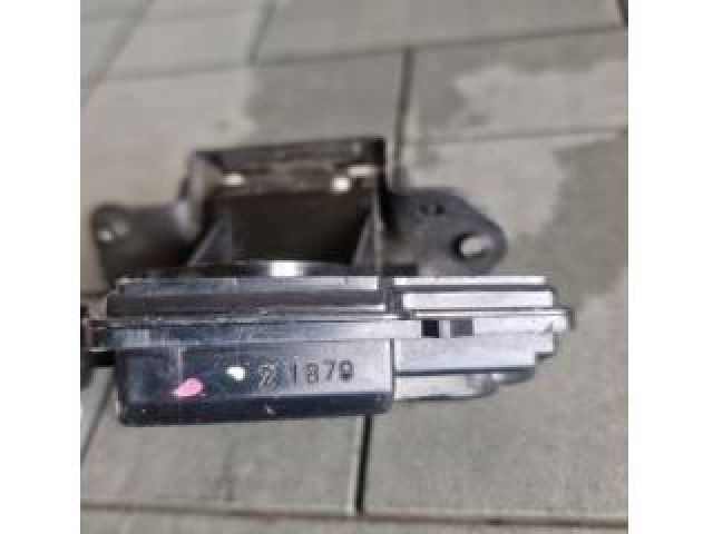 bontott TOYOTA AURIS Csomagtérajtó Zárszerkezet