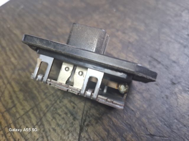 bontott TOYOTA AURIS Előtét Ellenállás Fűtőmotor