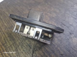 bontott TOYOTA AURIS Előtét Ellenállás Fűtőmotor