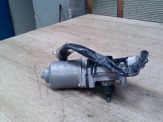 bontott TOYOTA AURIS Első Ablaktörlő Motor