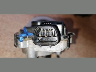 bontott TOYOTA AURIS Első Ablaktörlő Motor