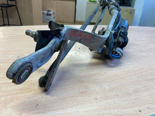 bontott TOYOTA AURIS Első Ablaktörlő Szerkezet Motorral