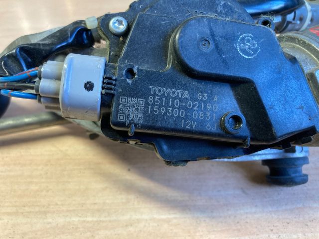bontott TOYOTA AURIS Első Ablaktörlő Szerkezet Motorral