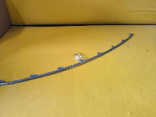 bontott TOYOTA AURIS Első Lökhárító Díszléc