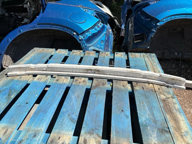 bontott TOYOTA AURIS Első Lökhárító Ütközés Elnyelő Hab