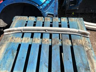 bontott TOYOTA AURIS Első Lökhárító Ütközés Elnyelő Hab