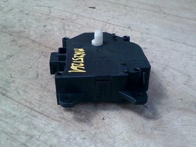 bontott TOYOTA AURIS Fűtés Állító Motor