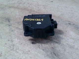 bontott TOYOTA AURIS Fűtés Állító Motor