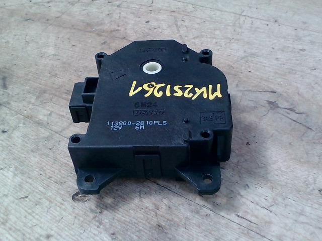 bontott TOYOTA AURIS Fűtés Állító Motor