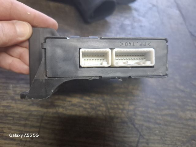 bontott TOYOTA AURIS Fűtés Vezérlő Modul