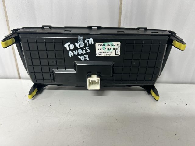 bontott TOYOTA AURIS Fűtéskapcsoló (digit klímás)