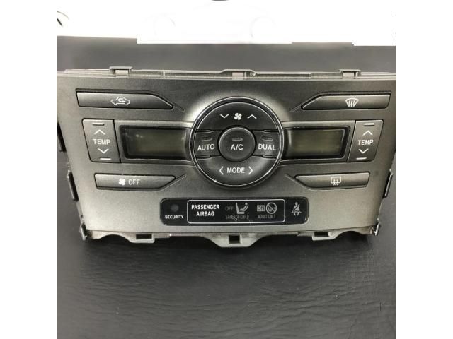 bontott TOYOTA AURIS Fűtéskapcsoló (digit klímás)