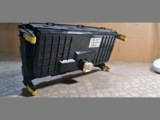 bontott TOYOTA AURIS Fűtéskapcsoló (digit klímás)