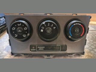 bontott TOYOTA AURIS Fűtéskapcsoló (digit klímás)