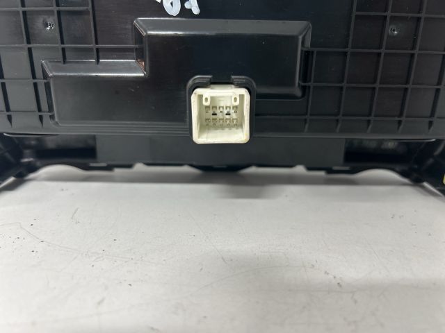 bontott TOYOTA AURIS Fűtéskapcsoló (digit klímás)