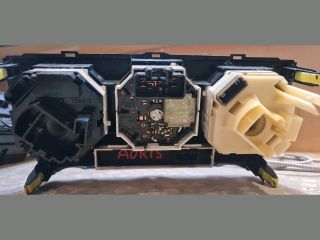 bontott TOYOTA AURIS Fűtéskapcsoló (digit klímás)