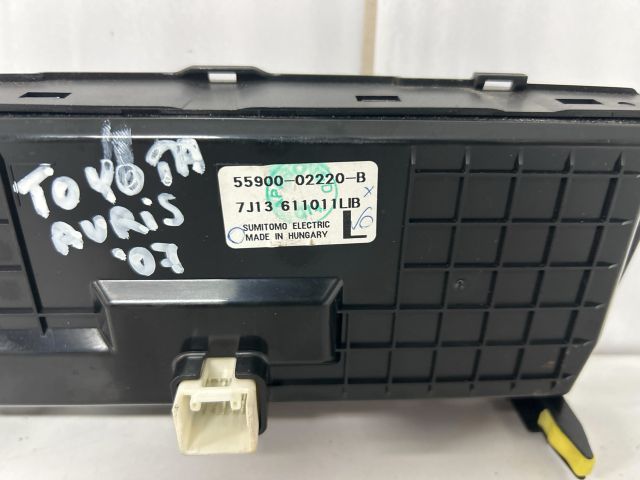 bontott TOYOTA AURIS Fűtéskapcsoló (digit klímás)