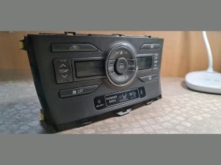 bontott TOYOTA AURIS Fűtéskapcsoló (digit klímás)