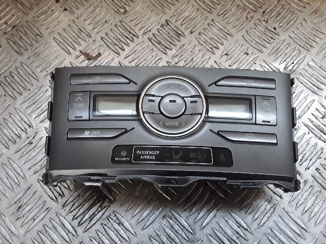 bontott TOYOTA AURIS Fűtéskapcsoló