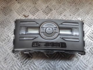 bontott TOYOTA AURIS Fűtéskapcsoló