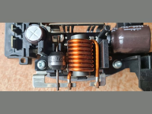 bontott TOYOTA AURIS Fűtőmotor (Klímás)