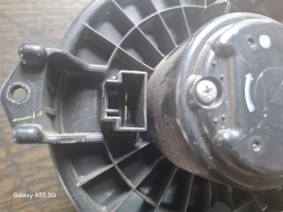 bontott TOYOTA AURIS Fűtőmotor (Nem klímás)