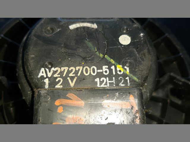 bontott TOYOTA AURIS Fűtőmotor (Nem klímás)