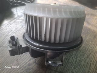 bontott TOYOTA AURIS Fűtőmotor (Nem klímás)