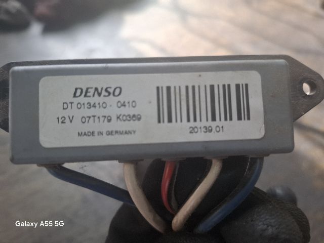 bontott TOYOTA AURIS Fűtőradiátor (Elektromos)