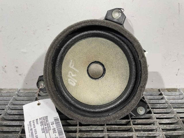 bontott TOYOTA AURIS Hangszóró (Pozíciófüggetlen)