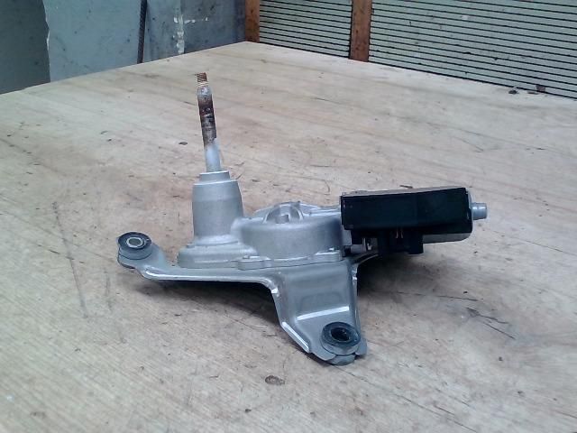 bontott TOYOTA AURIS Hátsó Ablaktörlő Motor