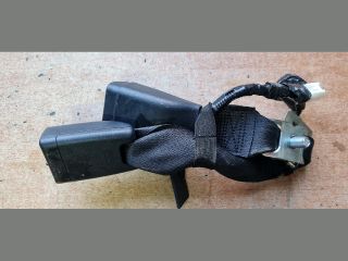 bontott TOYOTA AURIS Hátsó középső Biztonsági Öv Csat