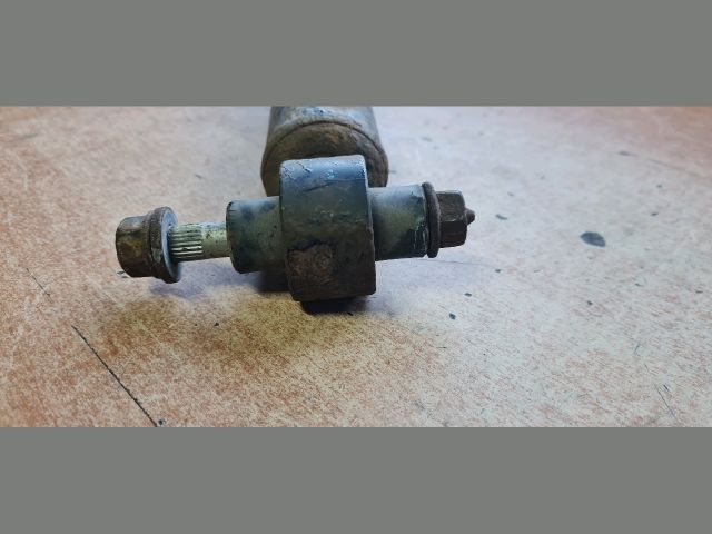 bontott TOYOTA AURIS Hátsó Lengéscsillapító (Pozíciófüggetlen)