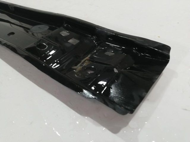 bontott TOYOTA AURIS Hátsó Lökhárító Merevítő (Fém)