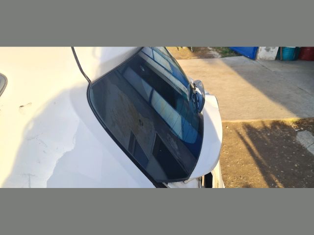 bontott TOYOTA AURIS Hátsó Szélvédő