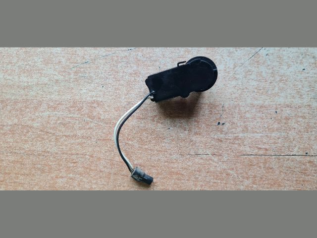 bontott TOYOTA AURIS Hátsó Tolatóradar Fej