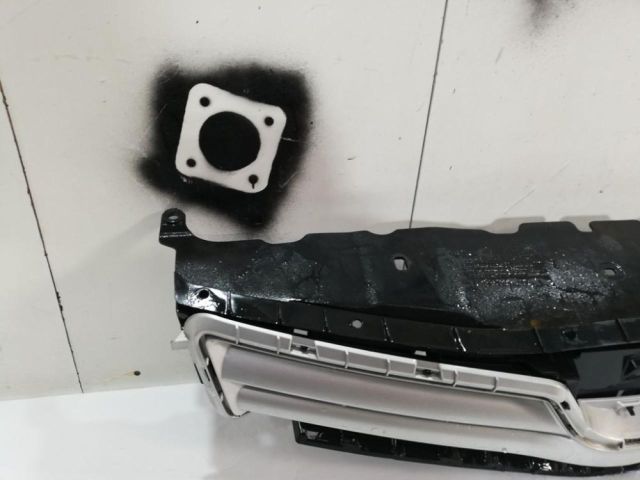 bontott TOYOTA AURIS Hűtőrács