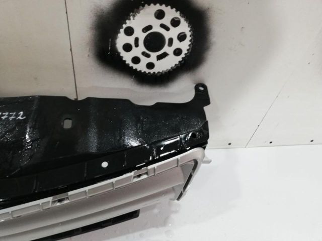 bontott TOYOTA AURIS Hűtőrács