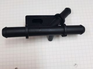 bontott TOYOTA AURIS Hűtővíz Elosztó Cső