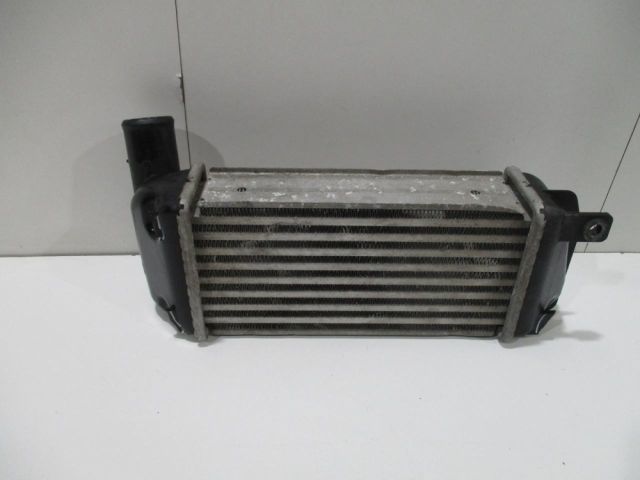 bontott TOYOTA AURIS Intercooler