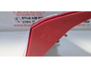 bontott TOYOTA AURIS Jobb Belső Hátsó Lámpa