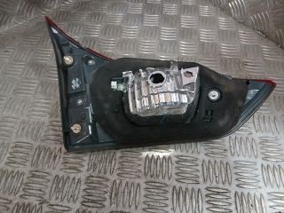 bontott TOYOTA AURIS Jobb Belső Hátsó Lámpa