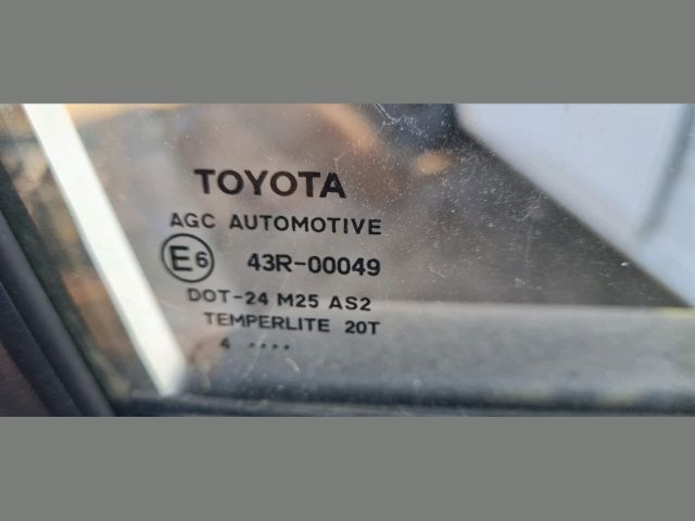 bontott TOYOTA AURIS Jobb első Ablak