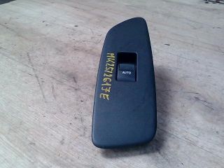 bontott TOYOTA AURIS Jobb első Ablakemelő Kapcsoló