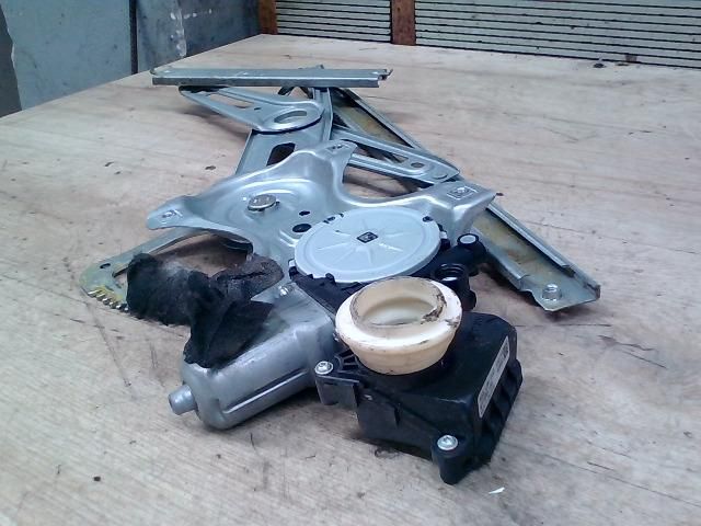 bontott TOYOTA AURIS Jobb első Ablakemelő Szerkezet (Elektromos)