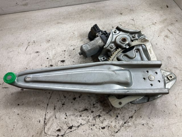 bontott TOYOTA AURIS Jobb első Ablakemelő Szerkezet (Elektromos)