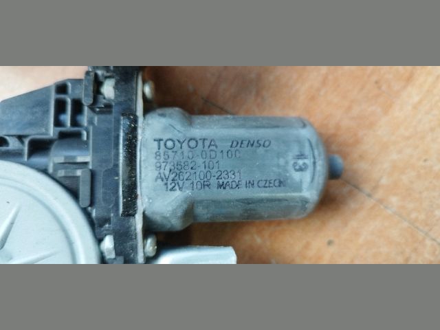 bontott TOYOTA AURIS Jobb első Ablakemelő Szerkezet (Elektromos)