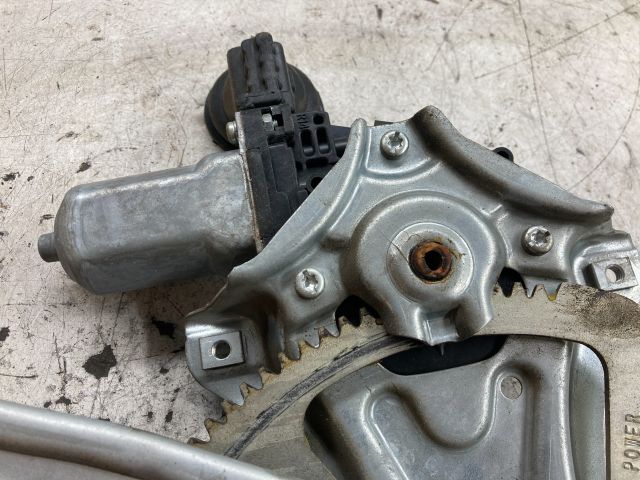 bontott TOYOTA AURIS Jobb első Ablakemelő Szerkezet (Elektromos)