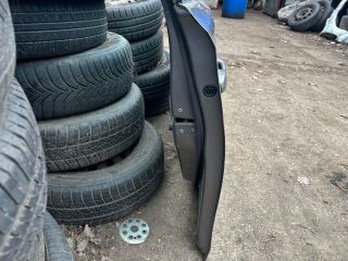 bontott TOYOTA AURIS Jobb első Ajtó (Részeivel)