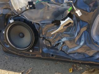 bontott TOYOTA AURIS Jobb első Ajtó (Részeivel)